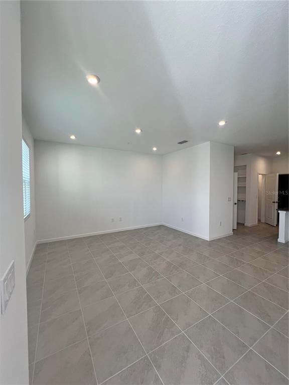 Building Photo - 3085 Douglas Fir Dr