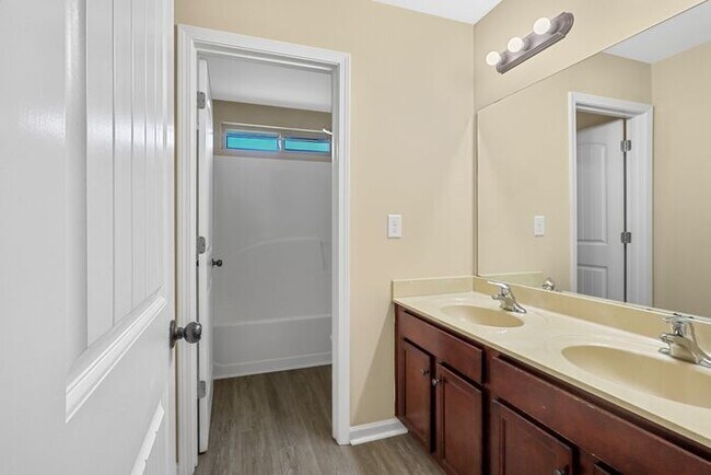 Building Photo - 2375 Morgan Farm Dr