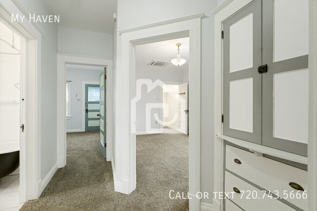 Building Photo - 228 N Pearl St