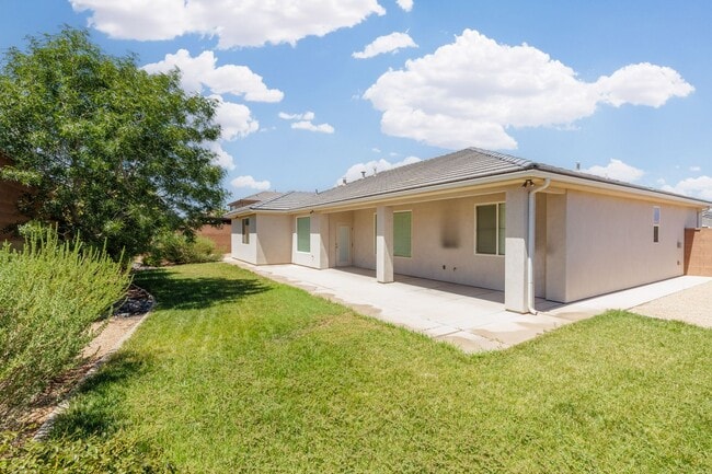 Building Photo - 3204 E 2840 S