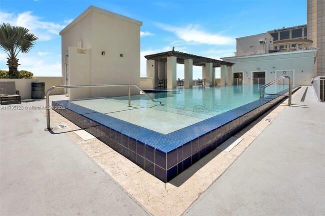 Building Photo - 7280 SW 89th St