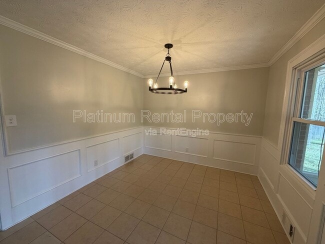 Building Photo - 2396 Hidden Ln