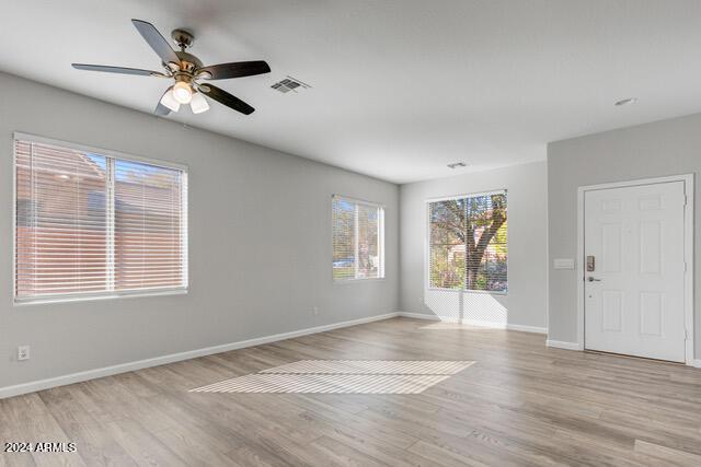 Building Photo - 15441 W Shangri La Rd