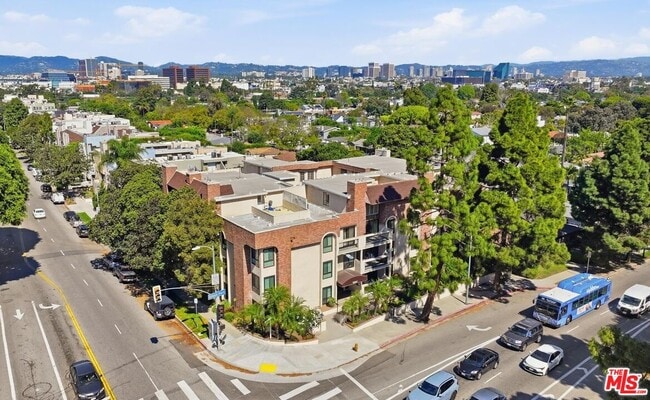 Building Photo - 12321 Ocean Park Blvd