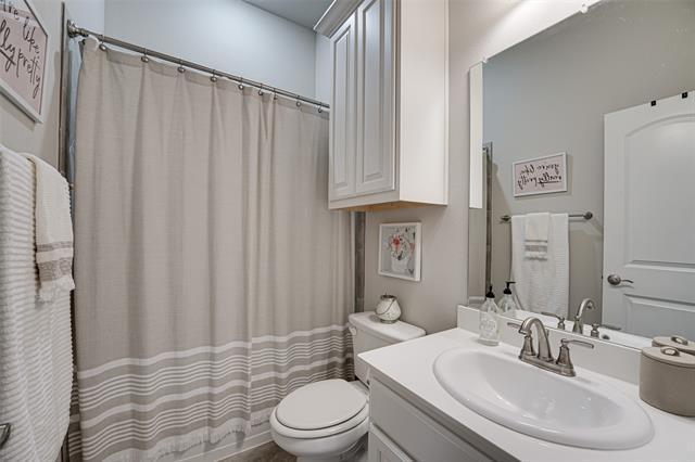 Building Photo - 1651 Sonnet Dr