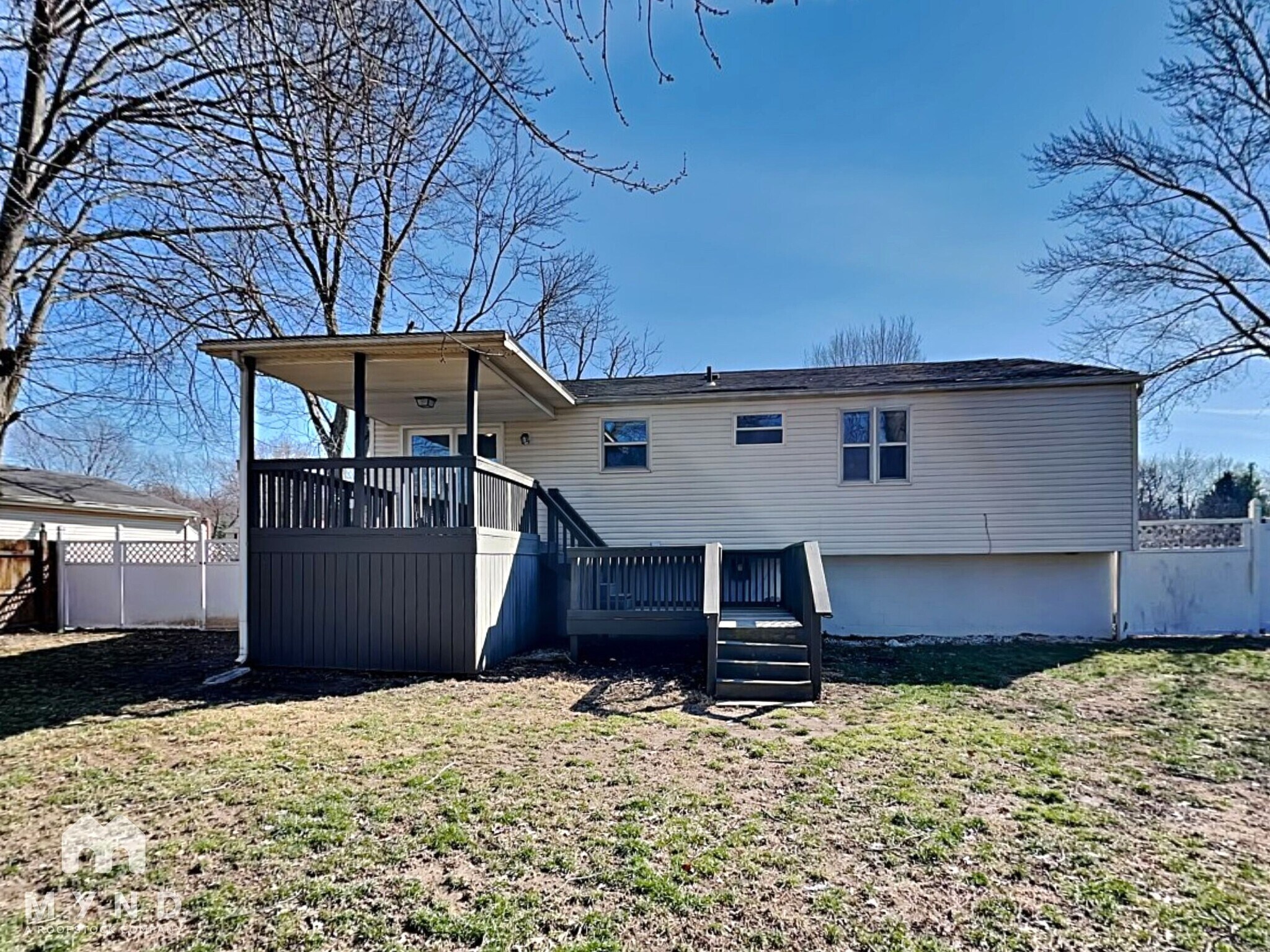 Building Photo - 545 Pickerington Hills Dr