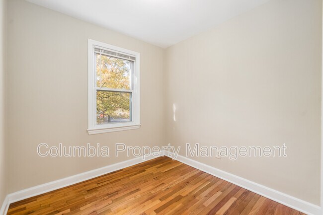 Building Photo - 5053 11th St NE