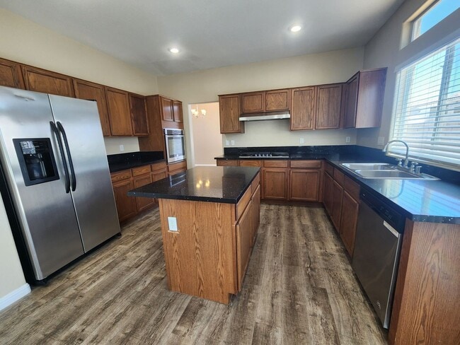 Building Photo - 7748 Cascade Bluffs Ct