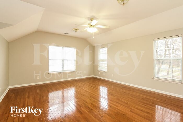 Building Photo - 11208 Ridge Oak Dr