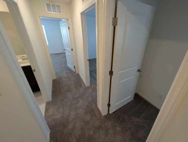 Building Photo - 10031 Indy Rey Ct