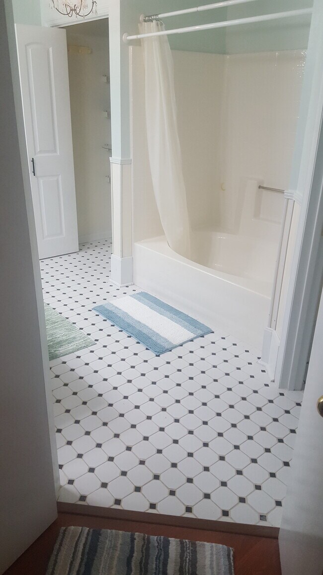 Building Photo - 5210 Village Way