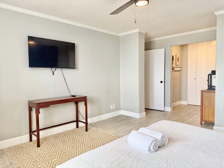 Building Photo - 215 Piedmont Ave NE