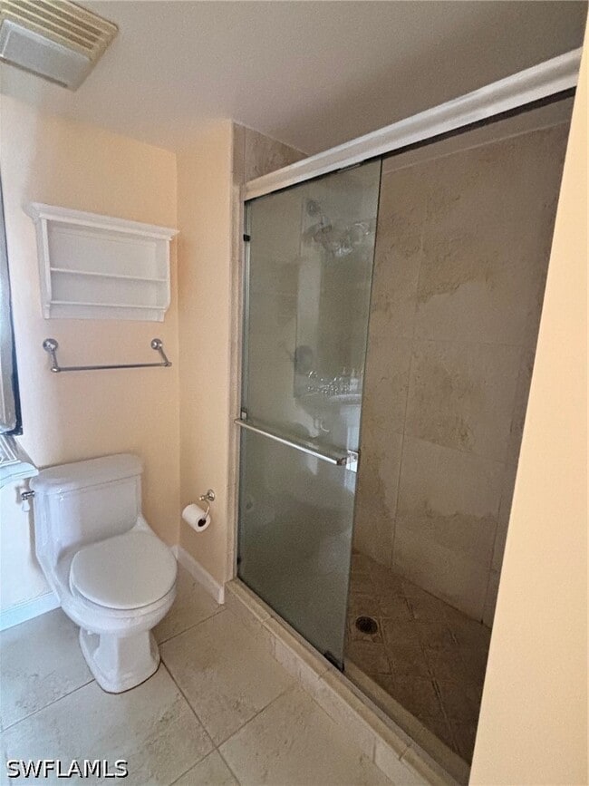 Building Photo - 296 4th Ave S