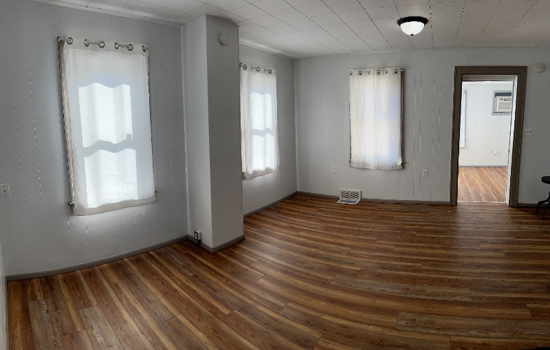 Building Photo - 623 22nd Ave N