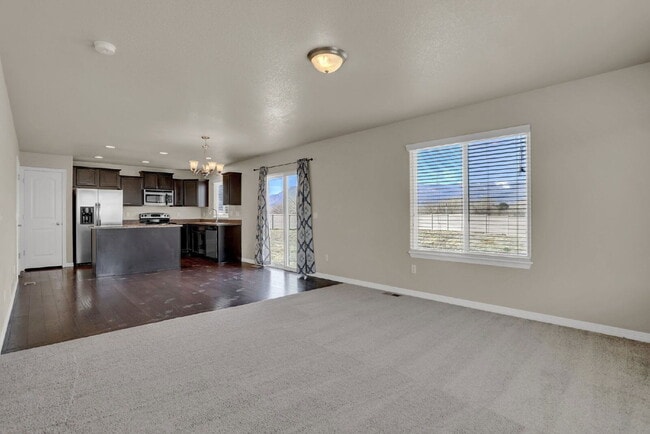 Building Photo - 2688 Sierra Springs Dr
