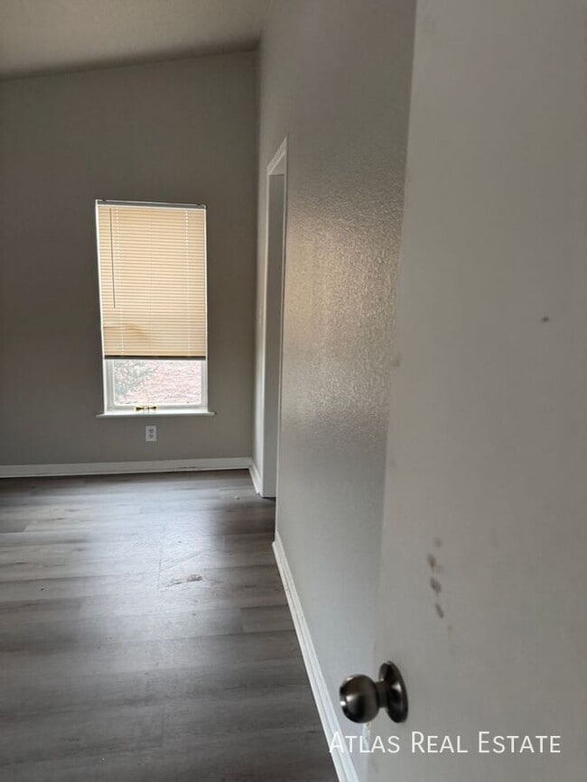 Building Photo - 2990 W C St