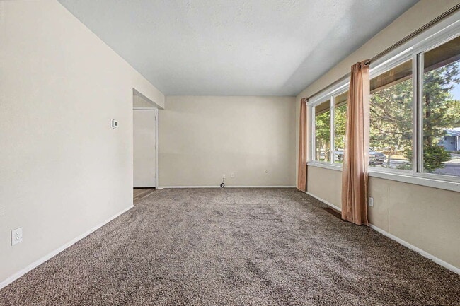 Building Photo - Virginia Village 4 Bed / 1 Bath for rent