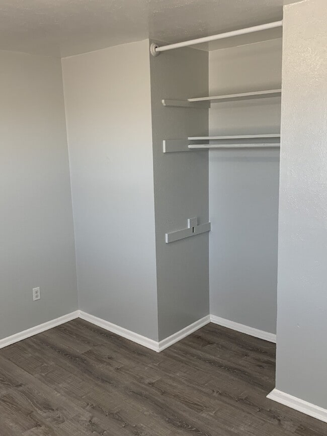 Building Photo - Cozy 2 Bedroom One Bath House For Rent