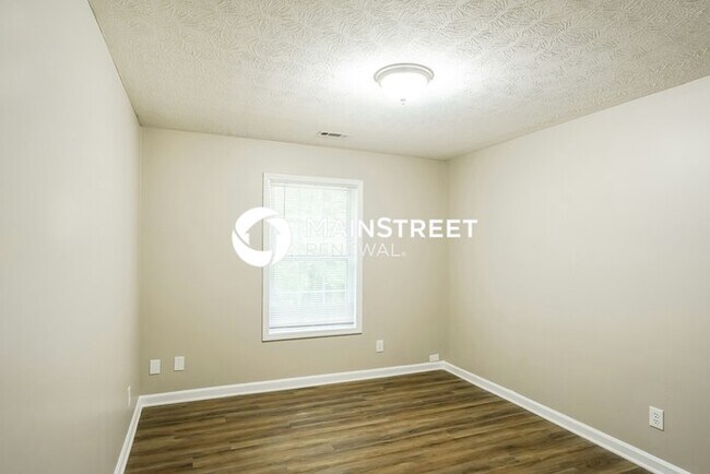 Building Photo - 3 Bedroom Pet-Friendly Home in UNION CITY, GA with Main Street Renewal