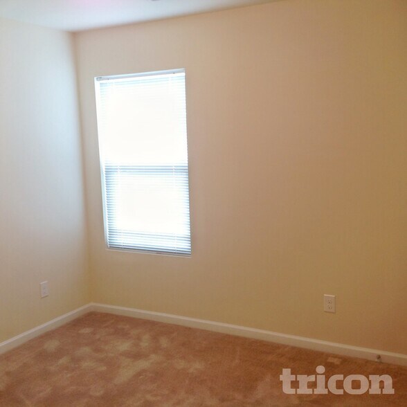 Building Photo - 532 Gentle Breeze Ln