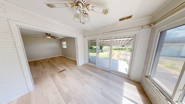 Building Photo - 78 Township Rd