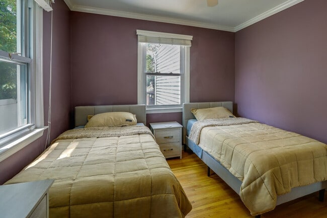 Building Photo - 22 Clayton Ave