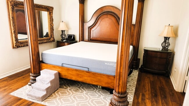 Building Photo - 4204 Country Brook Dr