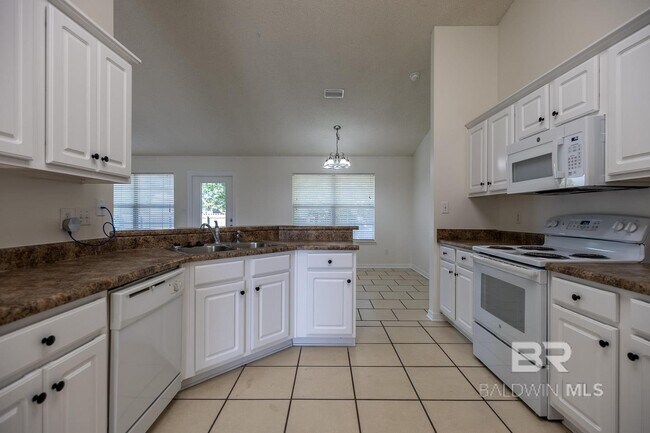 Building Photo - 2482 W Ashford Park Dr