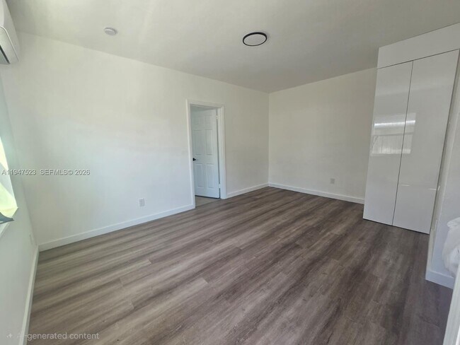 Building Photo - 1945 NE 171 St