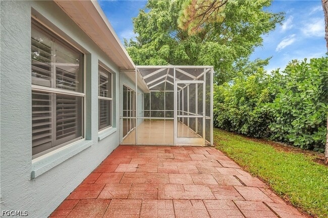 Building Photo - 22203 Seashore Cir