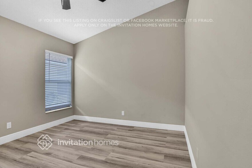 Building Photo - 4919 Aventura Blvd