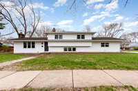 Building Photo - 116 Waxwing Ave