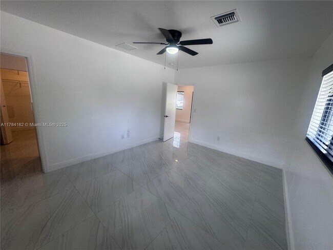 Building Photo - 2048 NW 99th Terrace