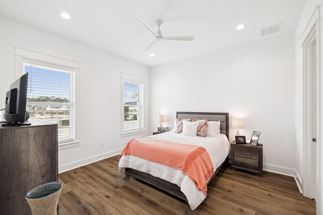 Building Photo - 143 Pollard Cv E