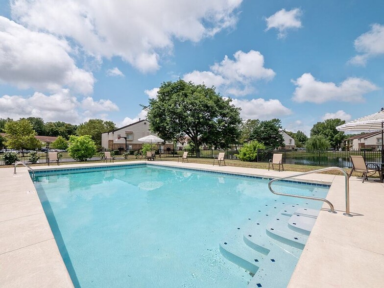 Take a Dip in Our Sparkling Swimming Pool - Northlake Village Apartments