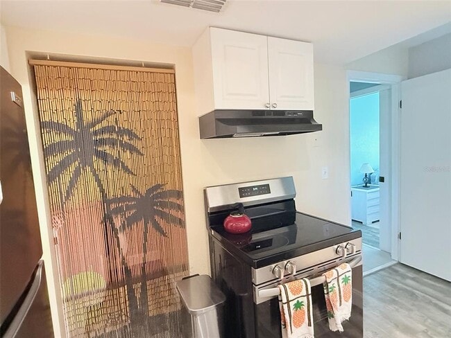 Building Photo - 3357 38th St S