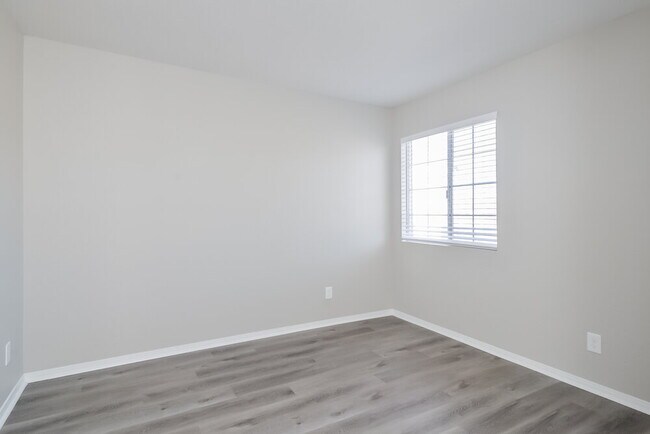 Building Photo - 2929 Deep Creek Ln