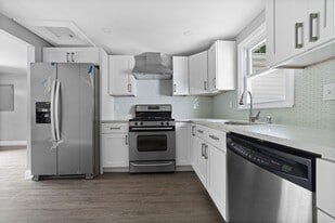 Building Photo - 45 Fottler Rd