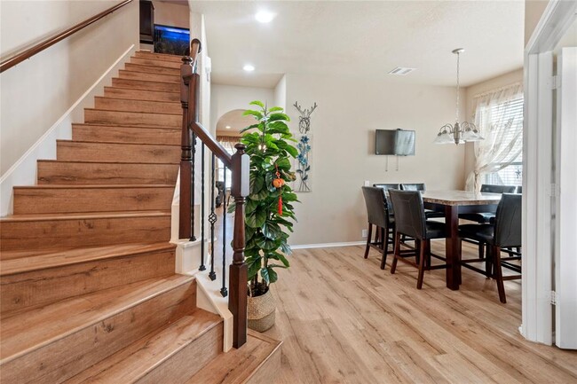 Building Photo - 26914 Harmony Shores Dr