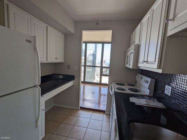 Building Photo - 2 br, 2 bath Condo - 10 E Ontario St APT 4906