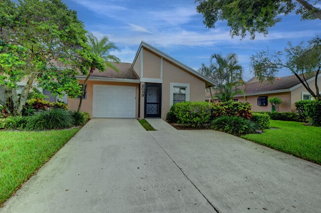 Building Photo - 8089 Springtree Rd