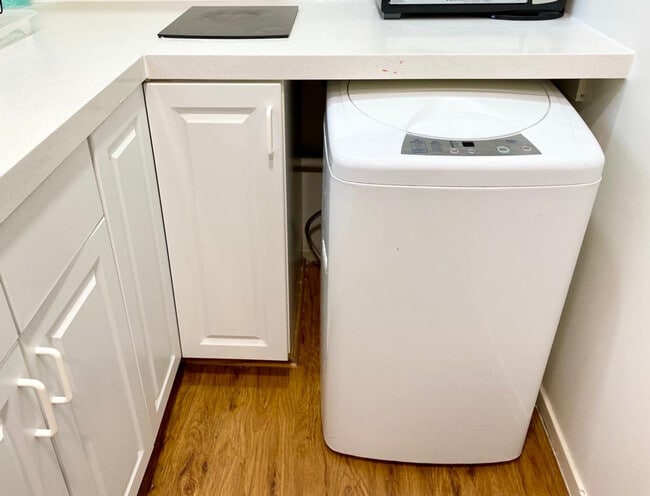 Building Photo - 11874 Sunrise Valley Dr