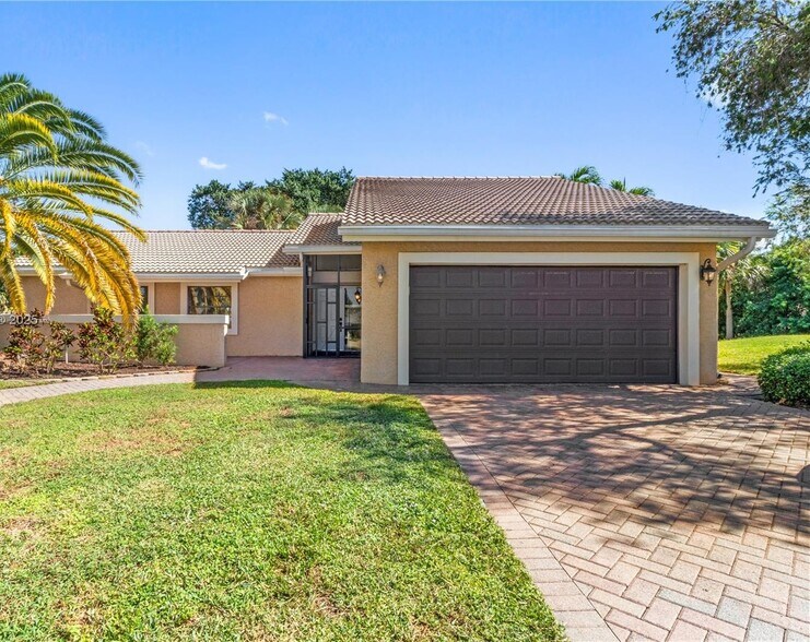 Primary Photo - 21344 Escondido Way S