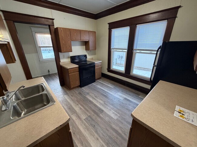 Building Photo - 509 High Ave