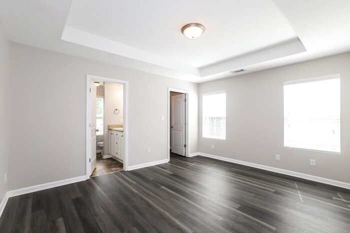 Building Photo - 2128 Grv Lndg Wy