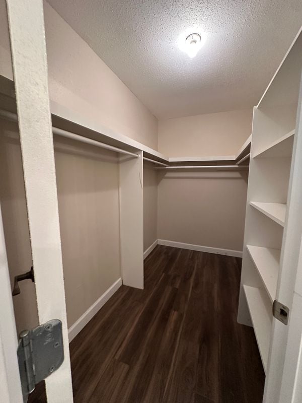 Building Photo - 6838 Apona St