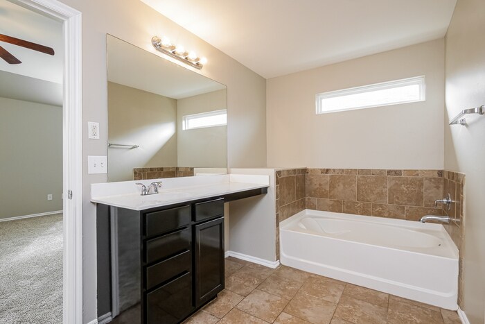 Building Photo - 13312 Beaumont Dr