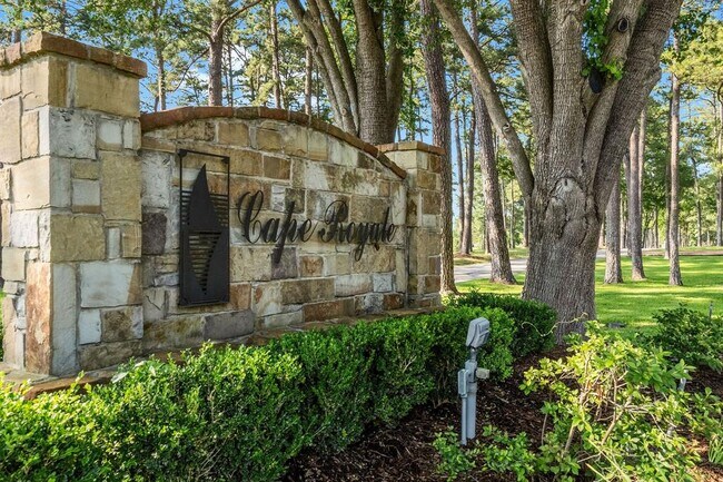 Building Photo - 41 Harbour Row Dr