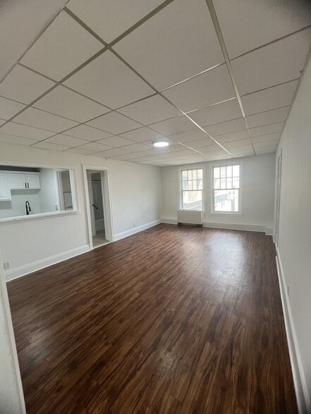 Interior Photo - 111 On East