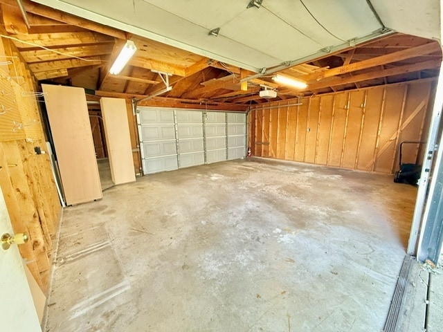 Building Photo - 924 Britta Ln